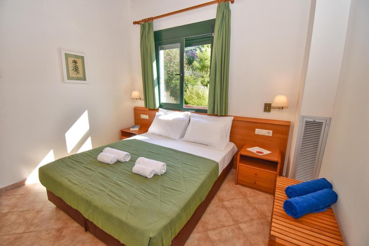 Corfu Resorts Apartments Pelekas Bagian luar foto