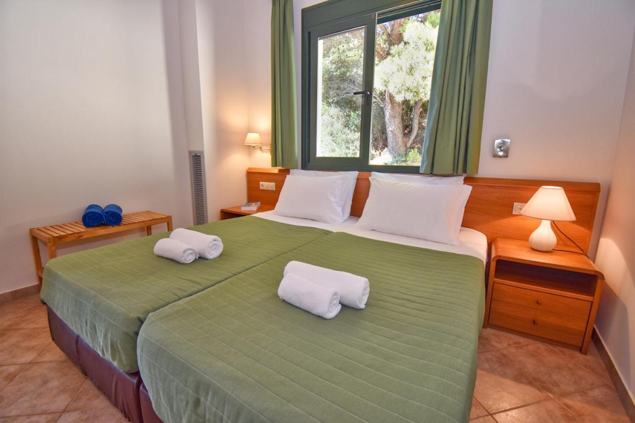 Corfu Resorts Apartments Pelekas Bagian luar foto