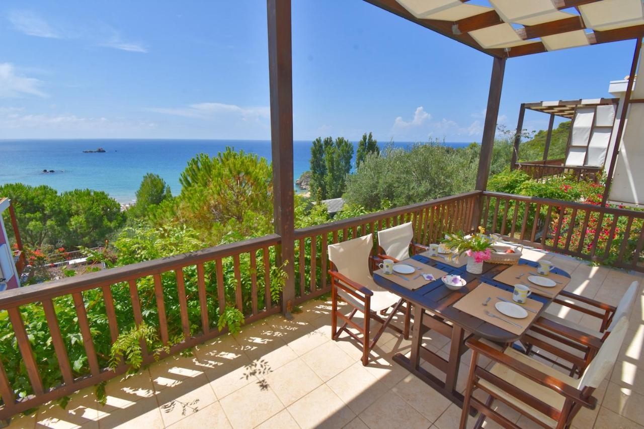 Corfu Resorts Apartments Pelekas Bagian luar foto