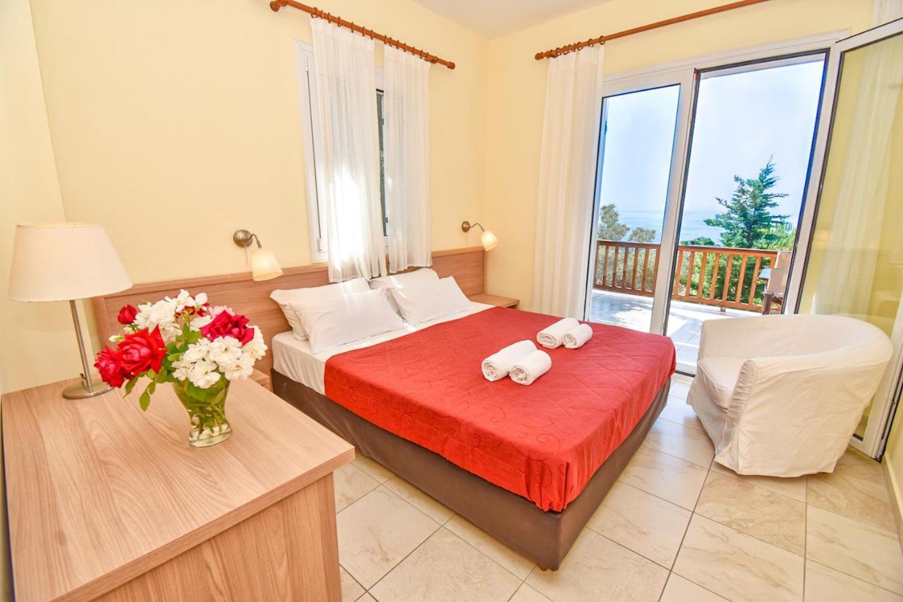 Corfu Resorts Apartments Pelekas Bagian luar foto