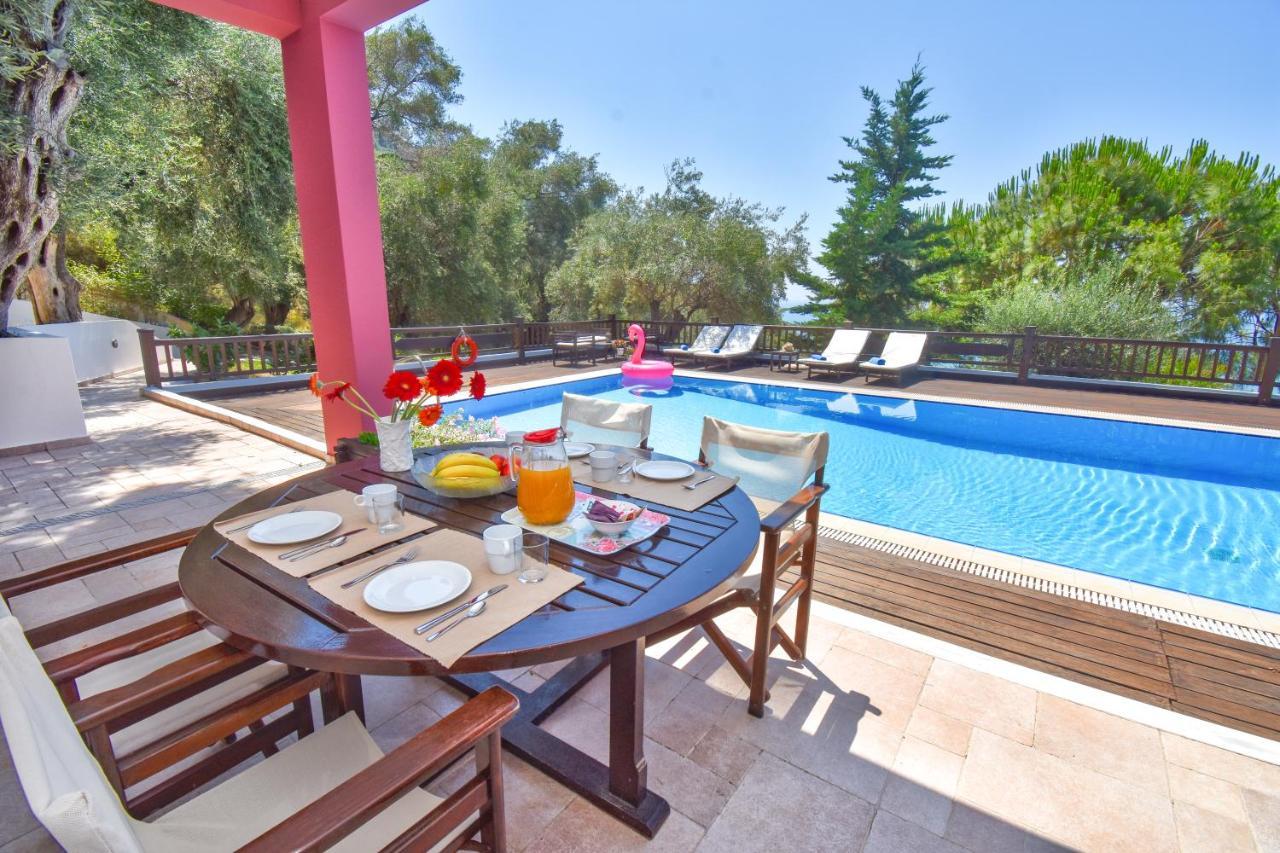 Corfu Resorts Apartments Pelekas Bagian luar foto