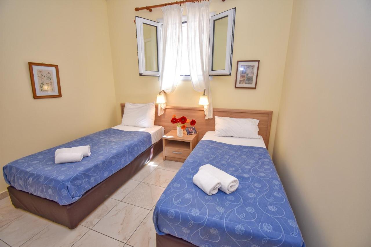 Corfu Resorts Apartments Pelekas Bagian luar foto