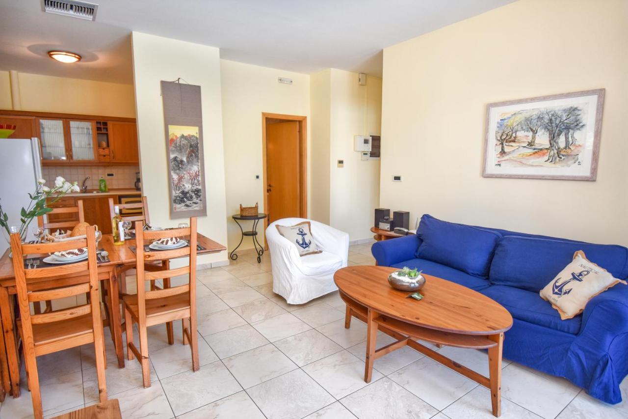 Corfu Resorts Apartments Pelekas Bagian luar foto