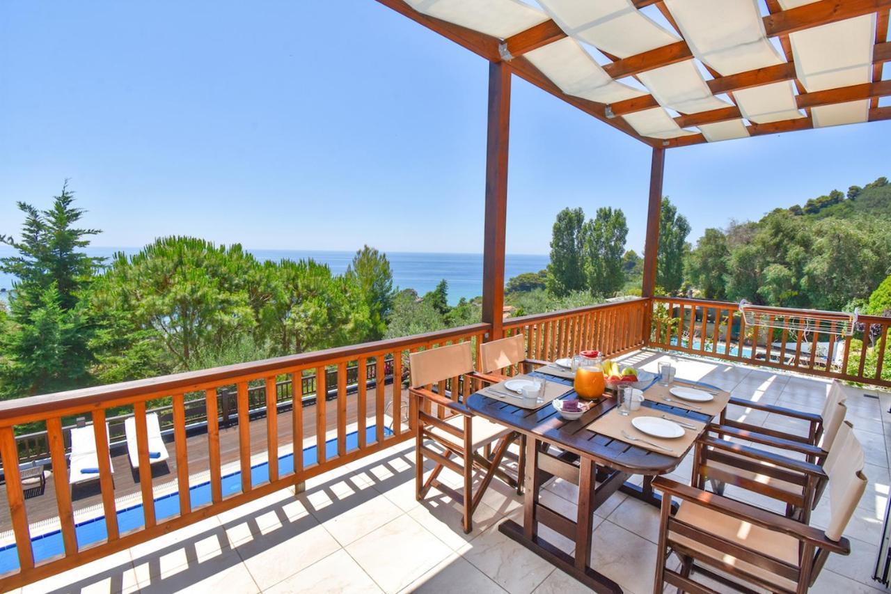 Corfu Resorts Apartments Pelekas Bagian luar foto
