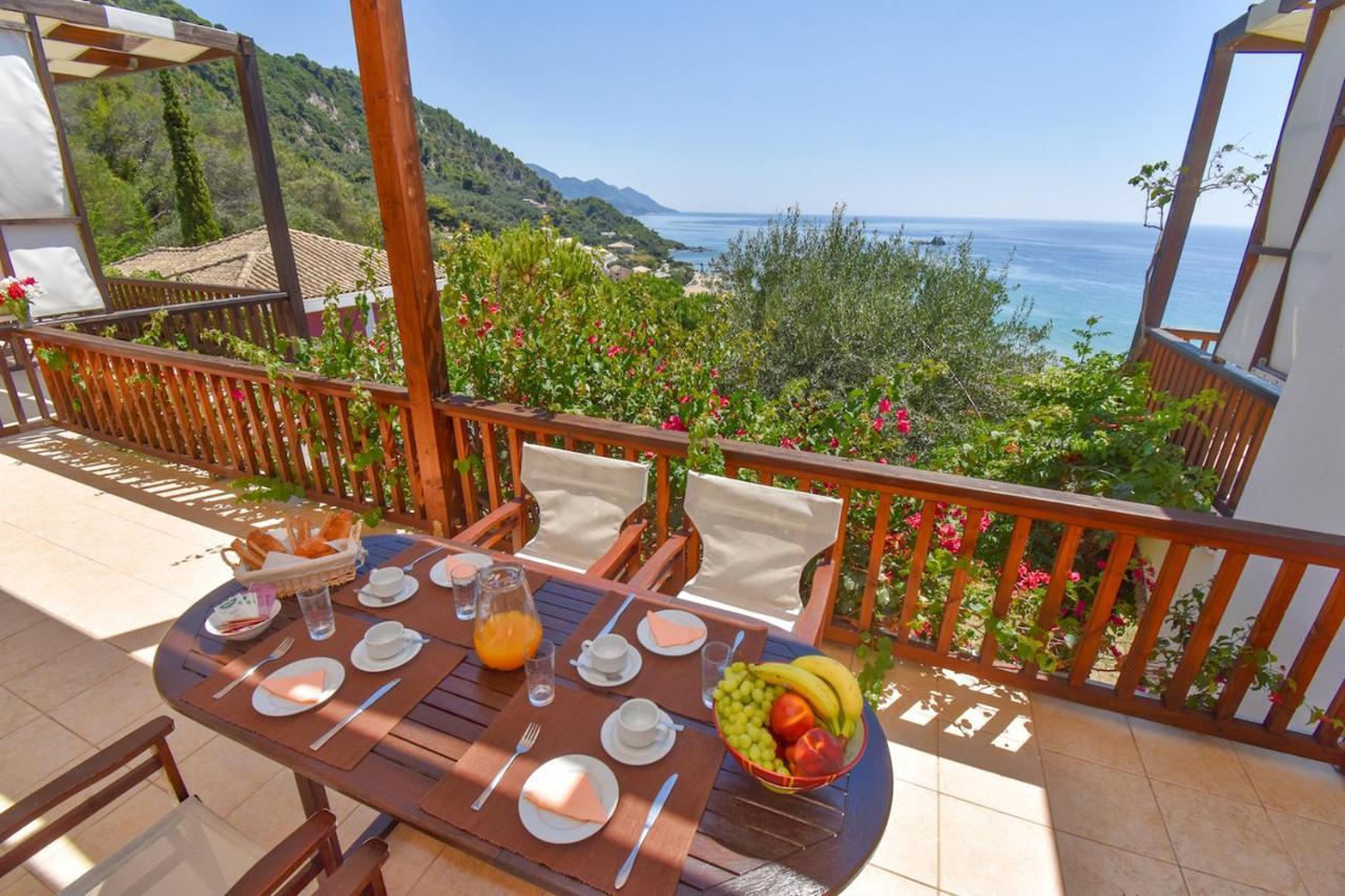 Corfu Resorts Apartments Pelekas Bagian luar foto