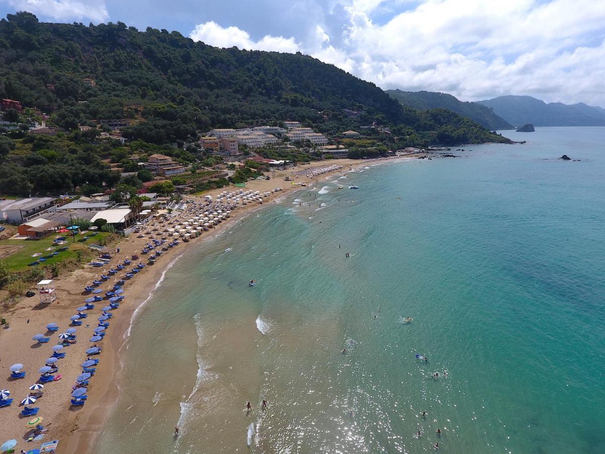 Corfu Resorts Apartments Pelekas Bagian luar foto