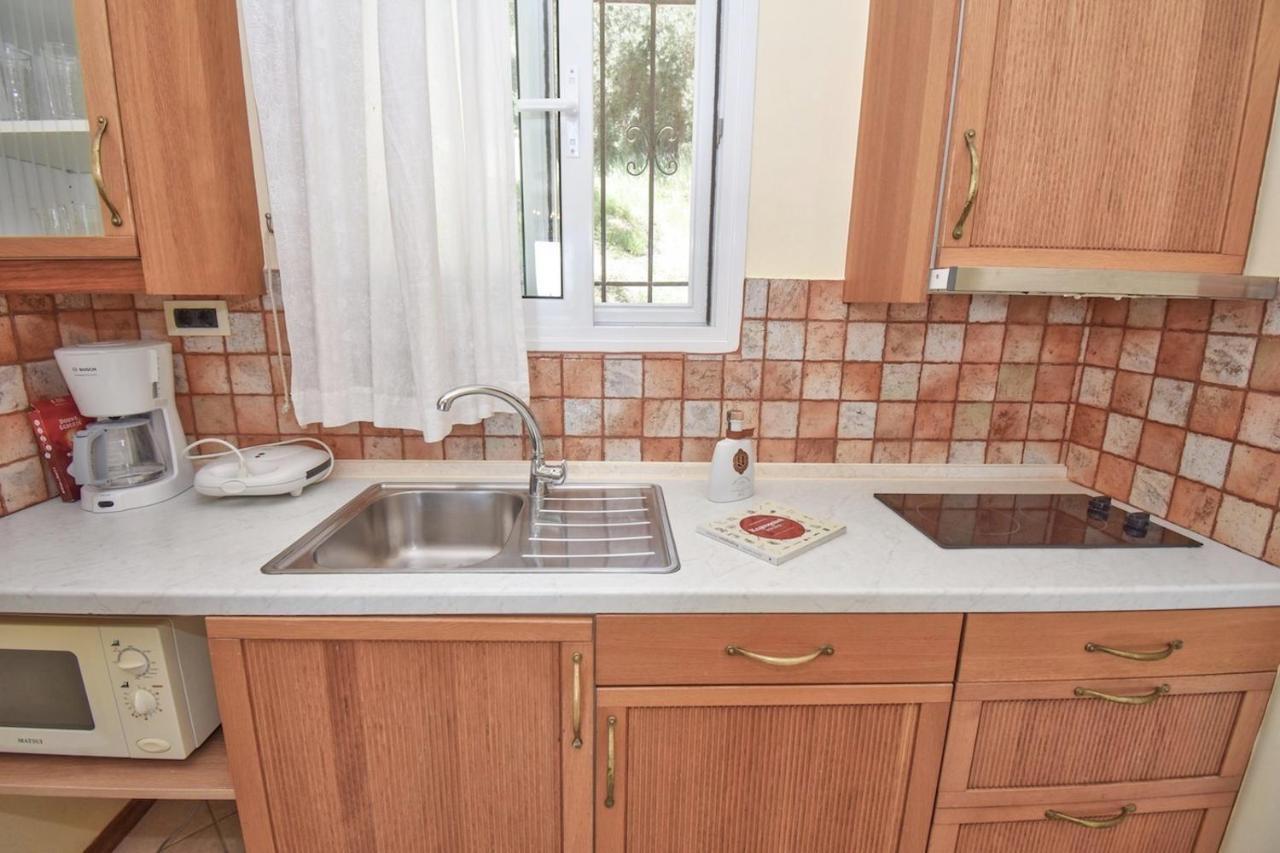 Corfu Resorts Apartments Pelekas Bagian luar foto