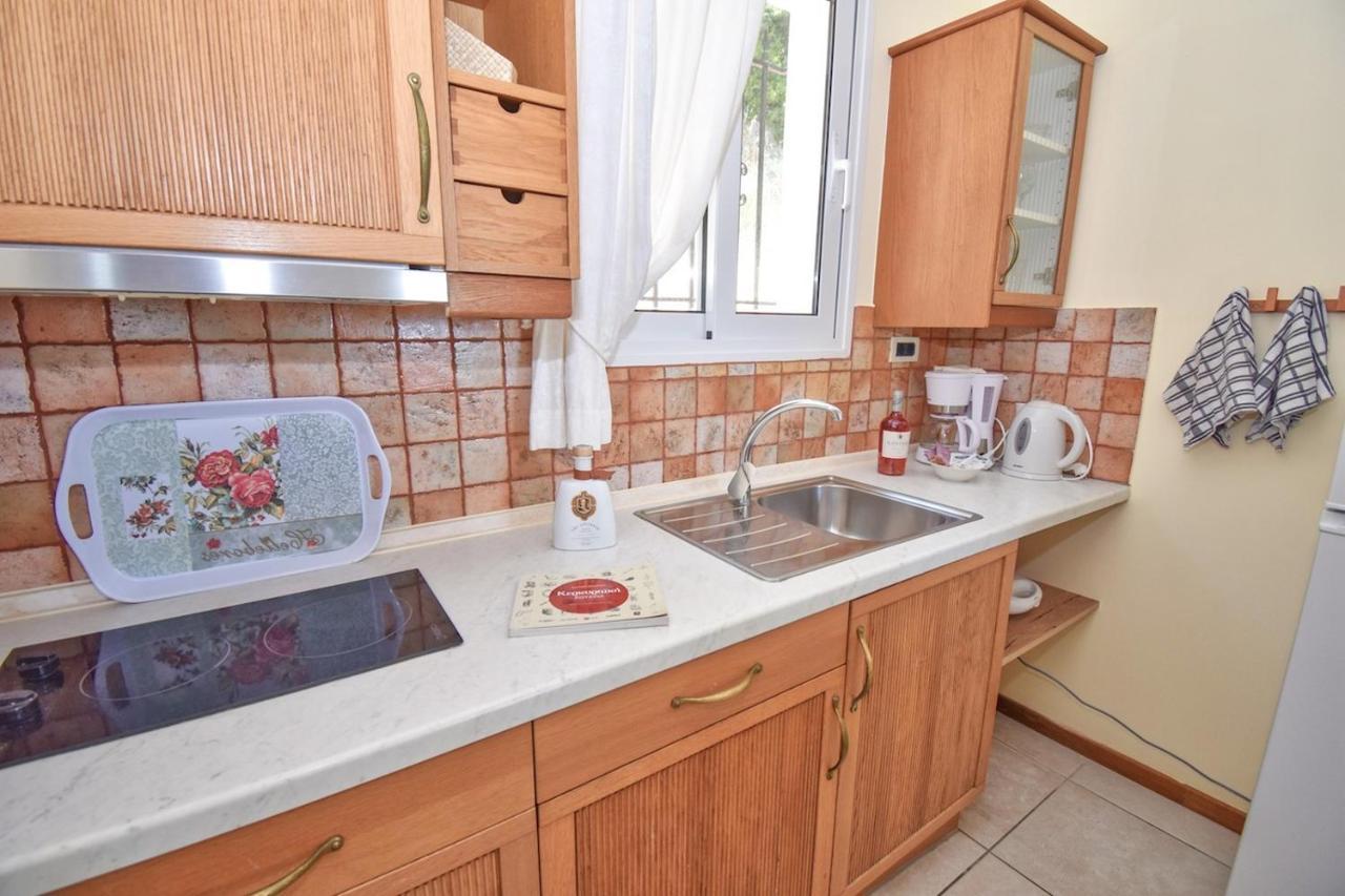 Corfu Resorts Apartments Pelekas Bagian luar foto