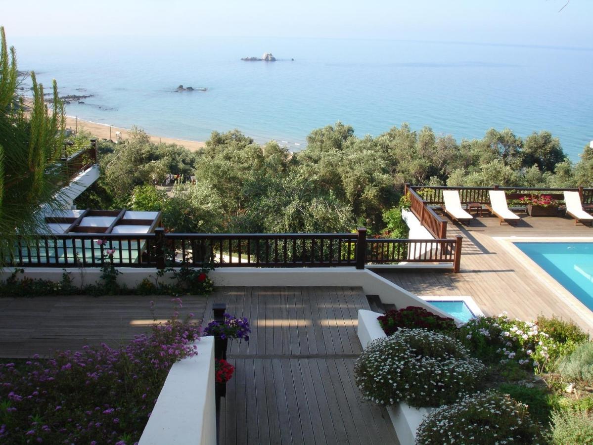 Corfu Resorts Apartments Pelekas Bagian luar foto